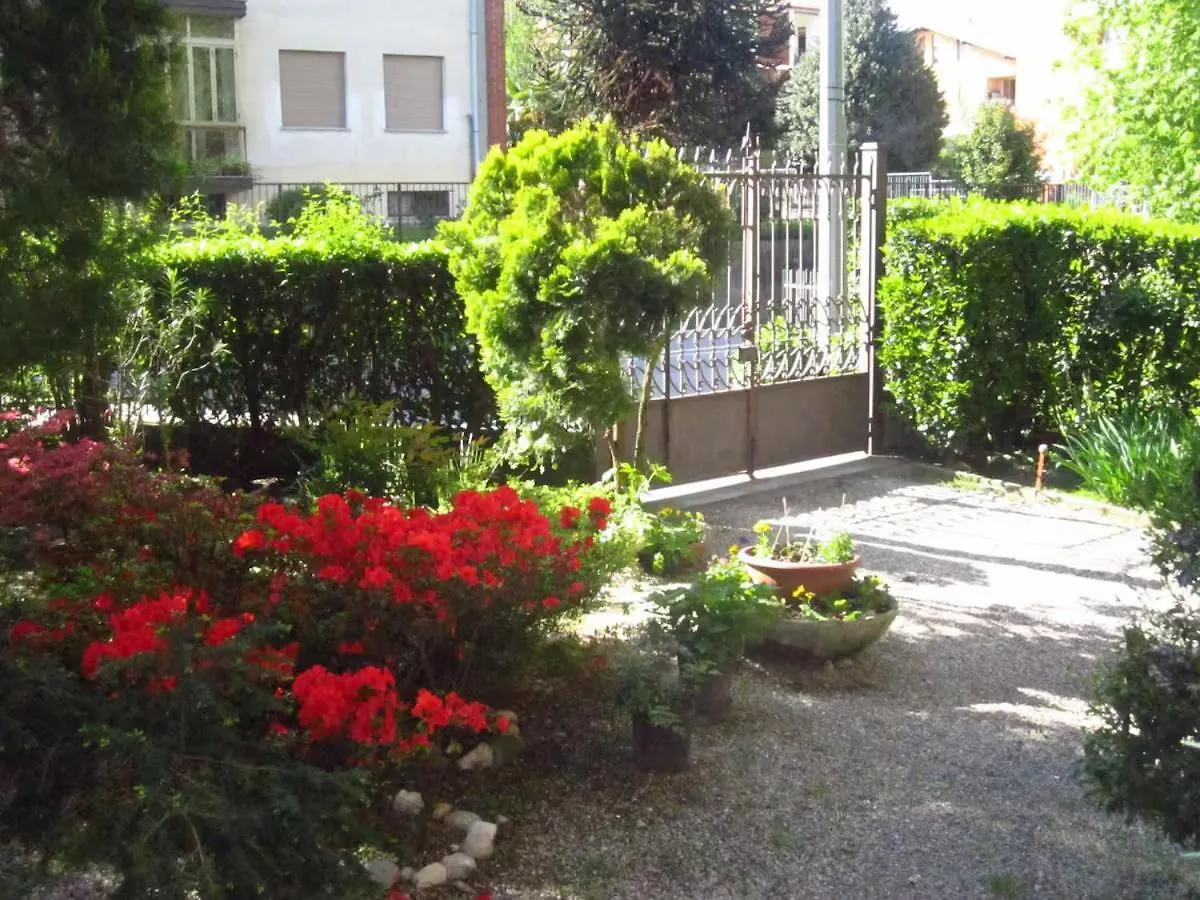 Villa Dei Pini Лавено-Момбелло
